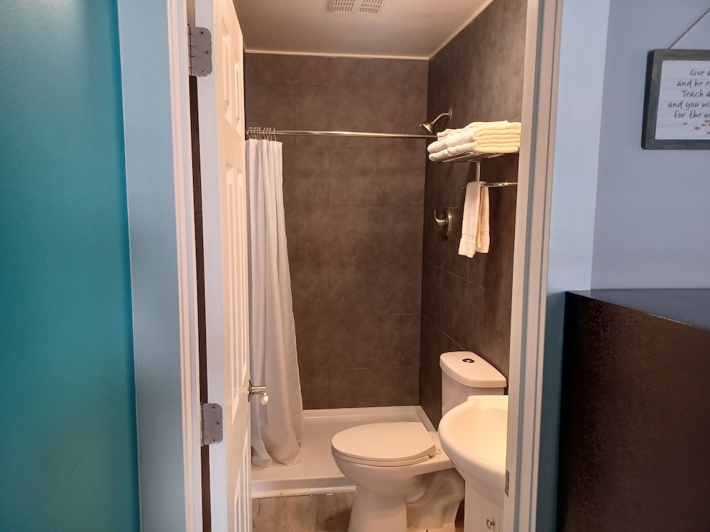 Alexanders Landing - photo 98