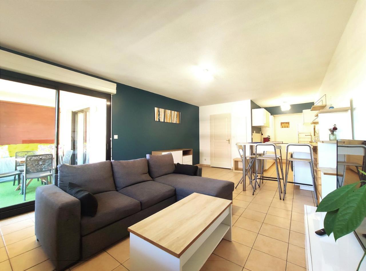 Le Dory Spacieux Climatisation Terrasse & Parking — 4-Star Luxury Hotel in Montpellier, France