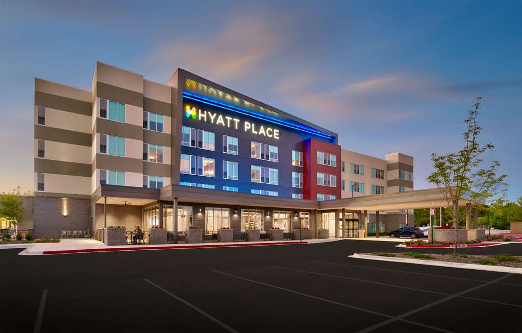 Hyatt Place Fayetteville Springdale - photo 30
