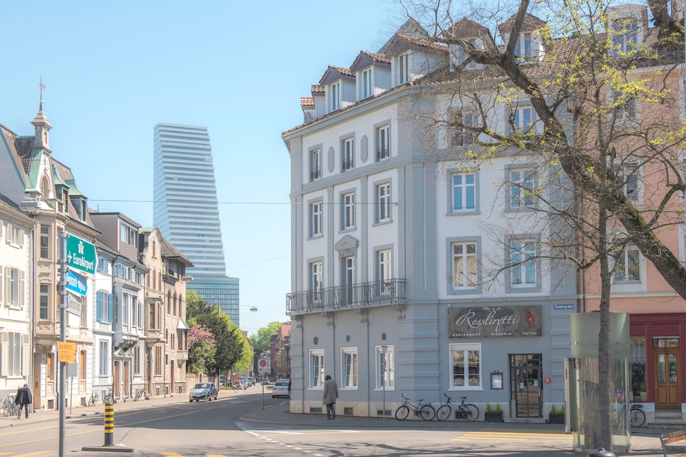 Hotel Restaurant Resslirytti