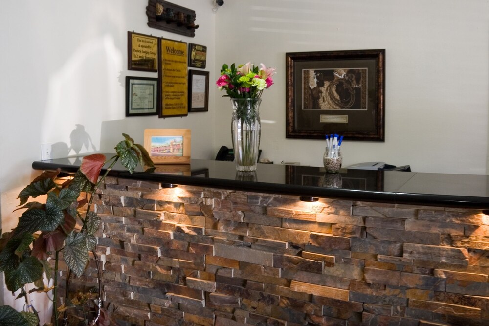 The Whiskey Inn - photo 6