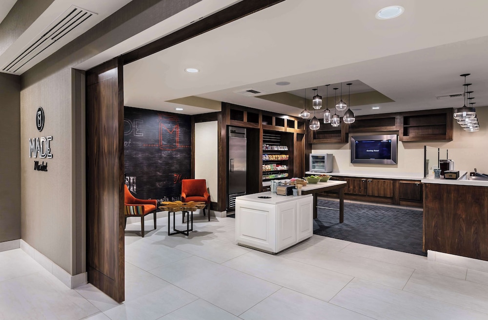 DoubleTree by Hilton Hotel San Bernardino - photo 36