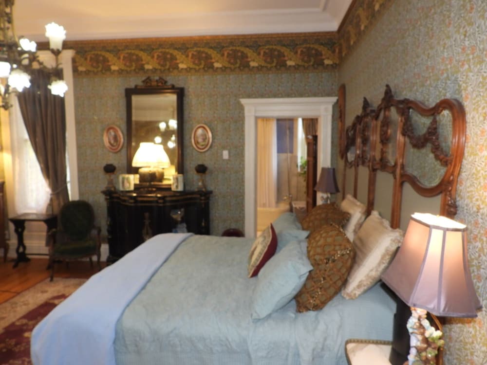 Johnstone Mansion - photo 25