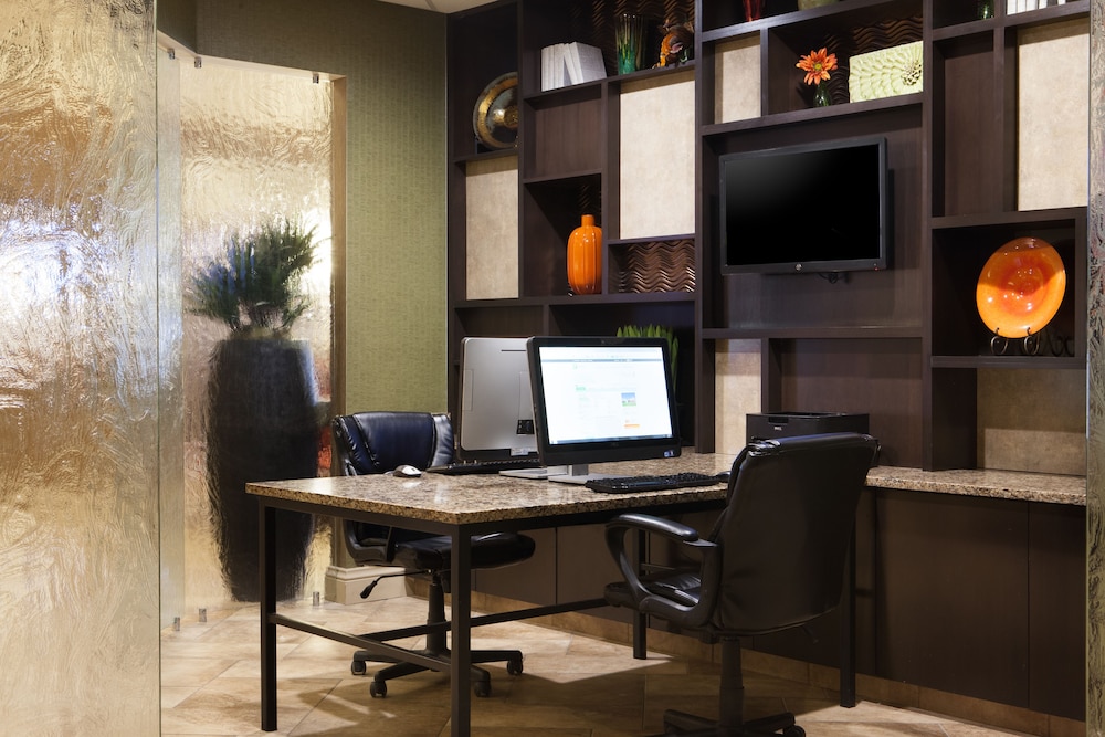 Holiday Inn Dubuque Galena by IHG - photo 59