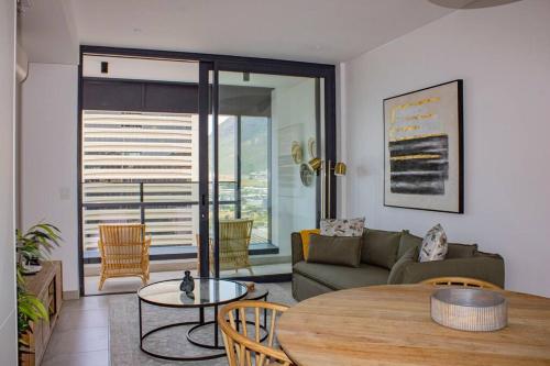 Stylish Apartment Iconic Views