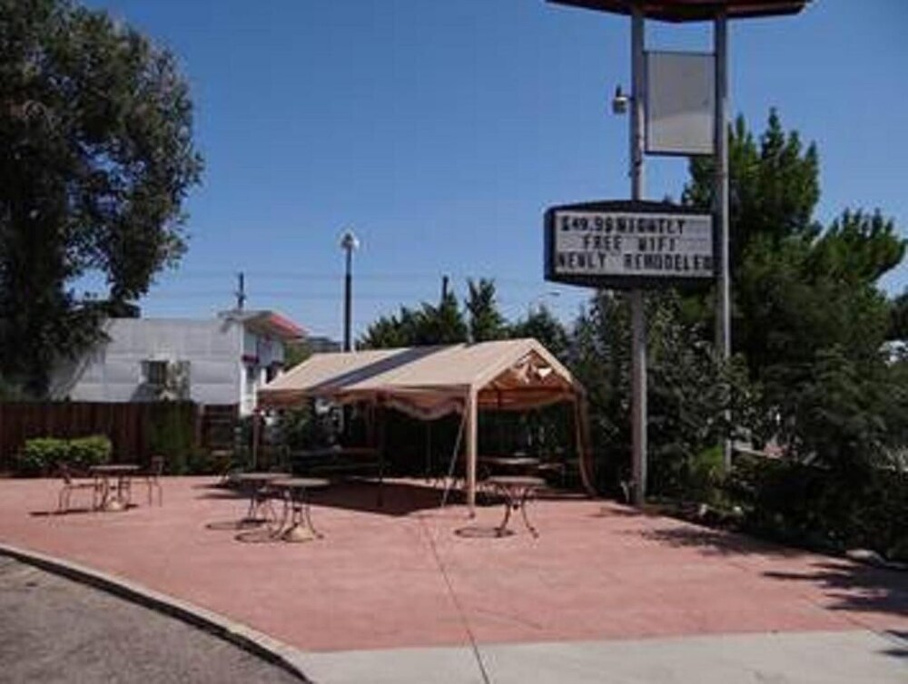 Springs Inn - photo 8