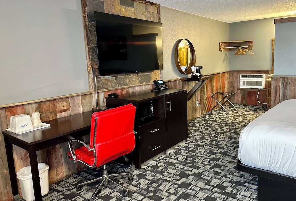 Americas Best Value Inn Wall - photo 15