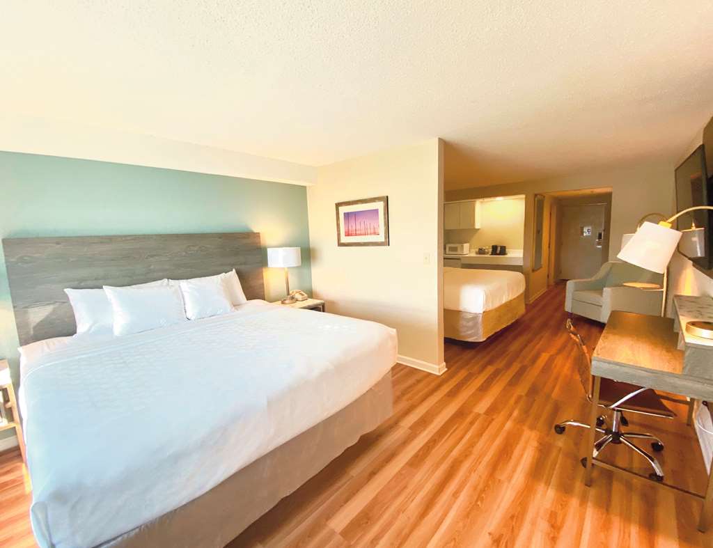Atlantic Beach Hotel Newport - photo 9