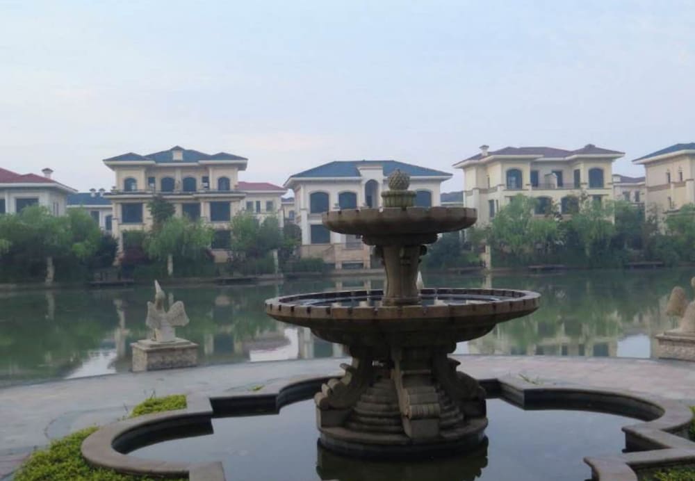 Henda Venice Hotel — hotel in Nantong