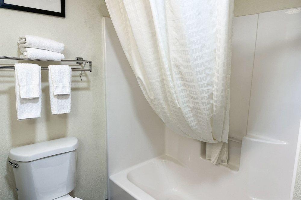 Oyo Hotel Rome West Ga - photo 42
