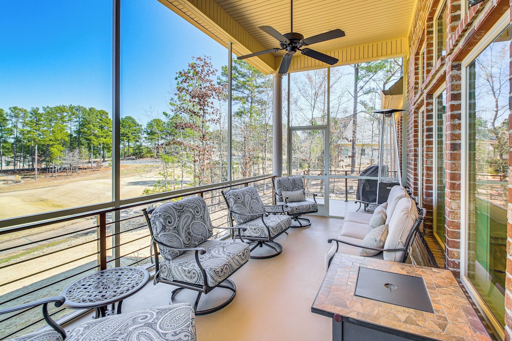 Luxe Golf Getaway in Hot Springs Village — hotel in Hot Springs Village