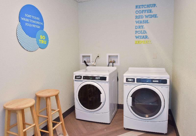 Tru by Hilton Lawrence in Lawrence, United States