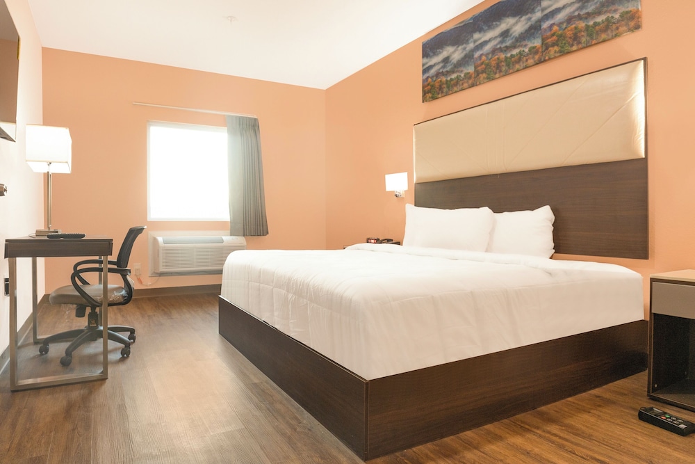 OYO Hotel Adairsville Calhoun South I 75 - photo 12
