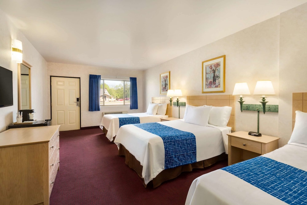 Travelodge by Wyndham Niagara Falls - photo 23