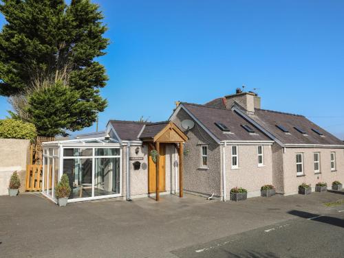 Hazel Bank Cottage — 4-Star Luxury Hotel in Amlwch, United Kingdom