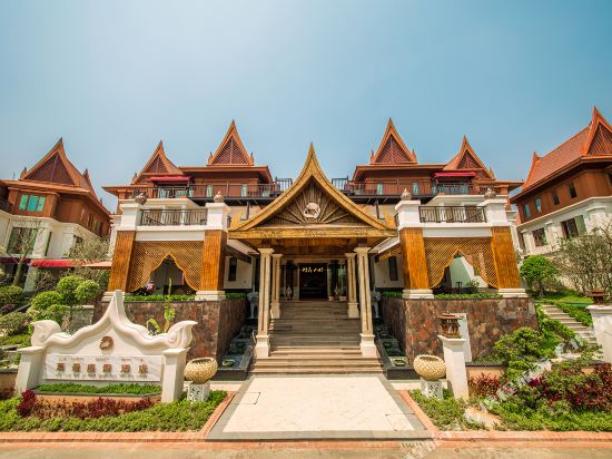 Laiman Resort Hotel in Menghai, People's Republic of China