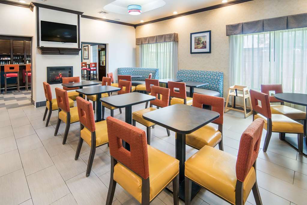 Clarion Inn & Suites Weatherford South - photo 40