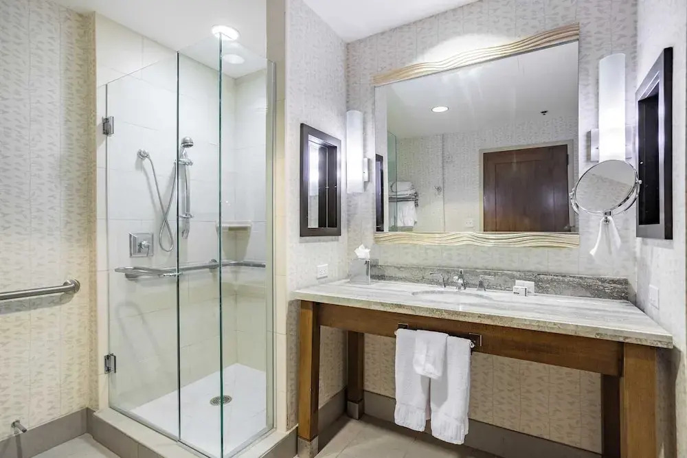 Beaver Creek Solace by AvantStay Studio w Resort Pool Hot Tub Premier Avon Location - photo 4