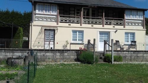 Autour de la Baie — hotel in Pleine-Fougeres