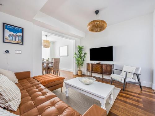 Charming Southsea Family Home Pass the Keys — 4-Star Luxury Hotel in Portsmouth, United Kingdom