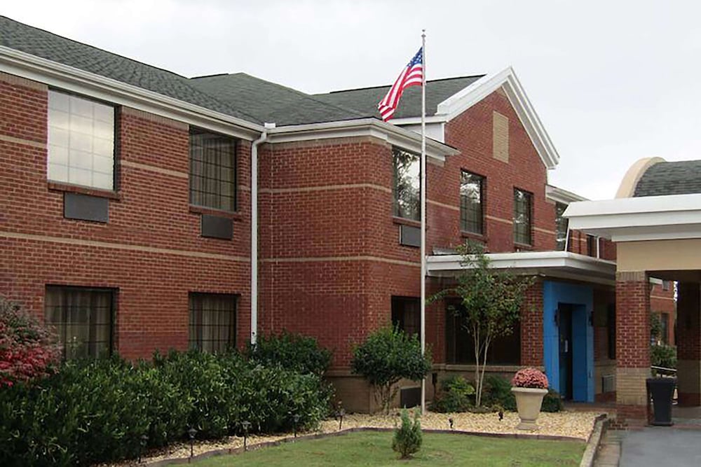 Days Inn By Wyndham Cedartown GA - photo 16