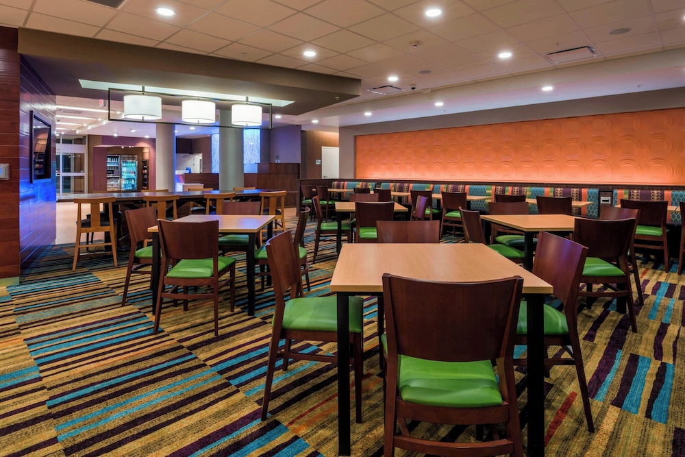 Fairfield Inn and Suites by Marriott Moses Lake - photo 36