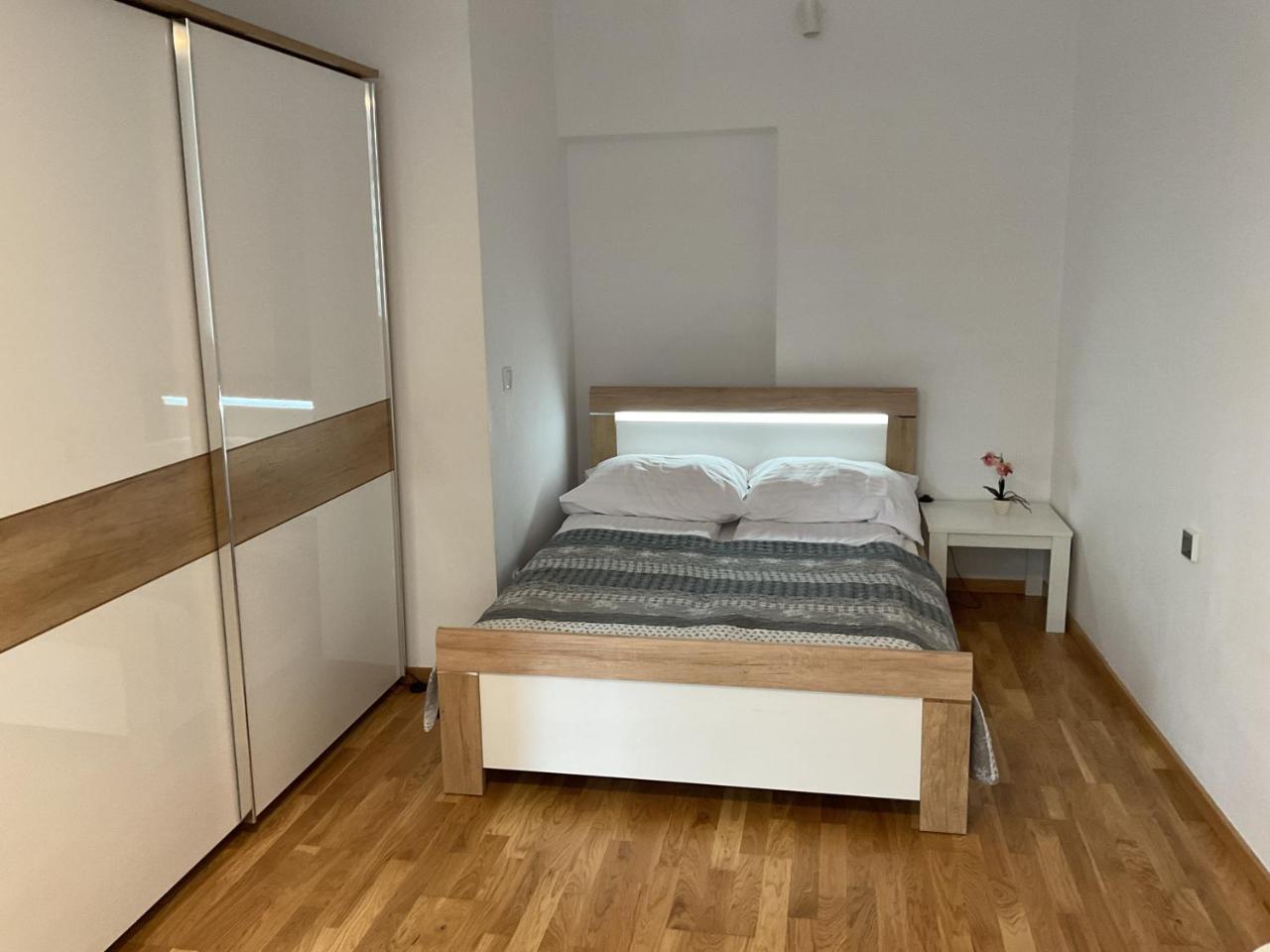 Apartment na Zamkowej — 4-Star Luxury Hotel in Krakow, Poland