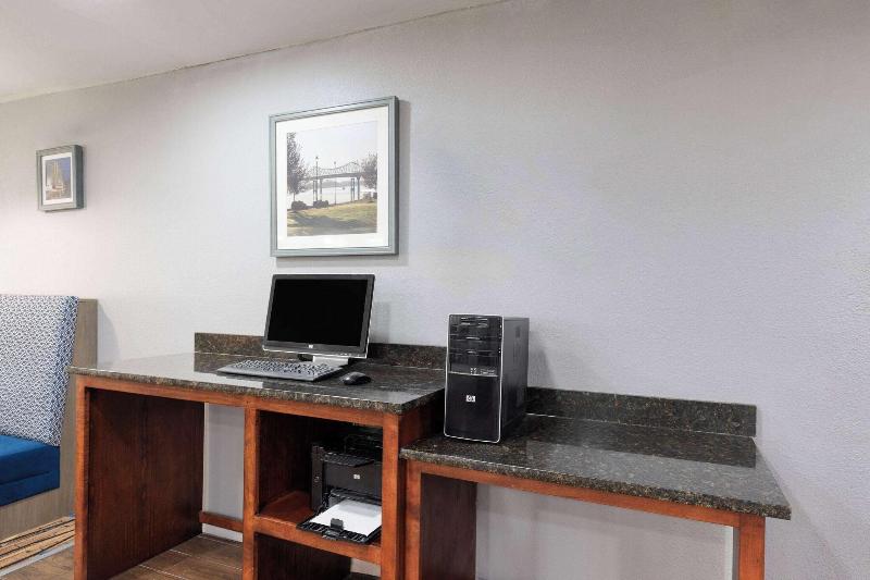 MainStay Suites Decatur River City - photo 94