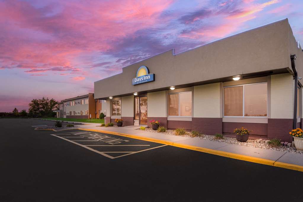 Days Inn by Wyndham Newton - photo 9