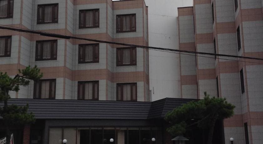 Hotel Kamomekan in Hakodate, Japan