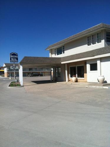 Brooks Motel - photo 17