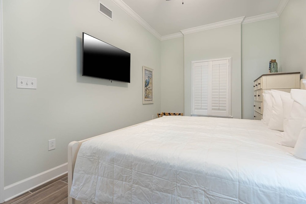 Phoenix Gulf Towers 2301 4 Bedroom Condo by Redawning - photo 5