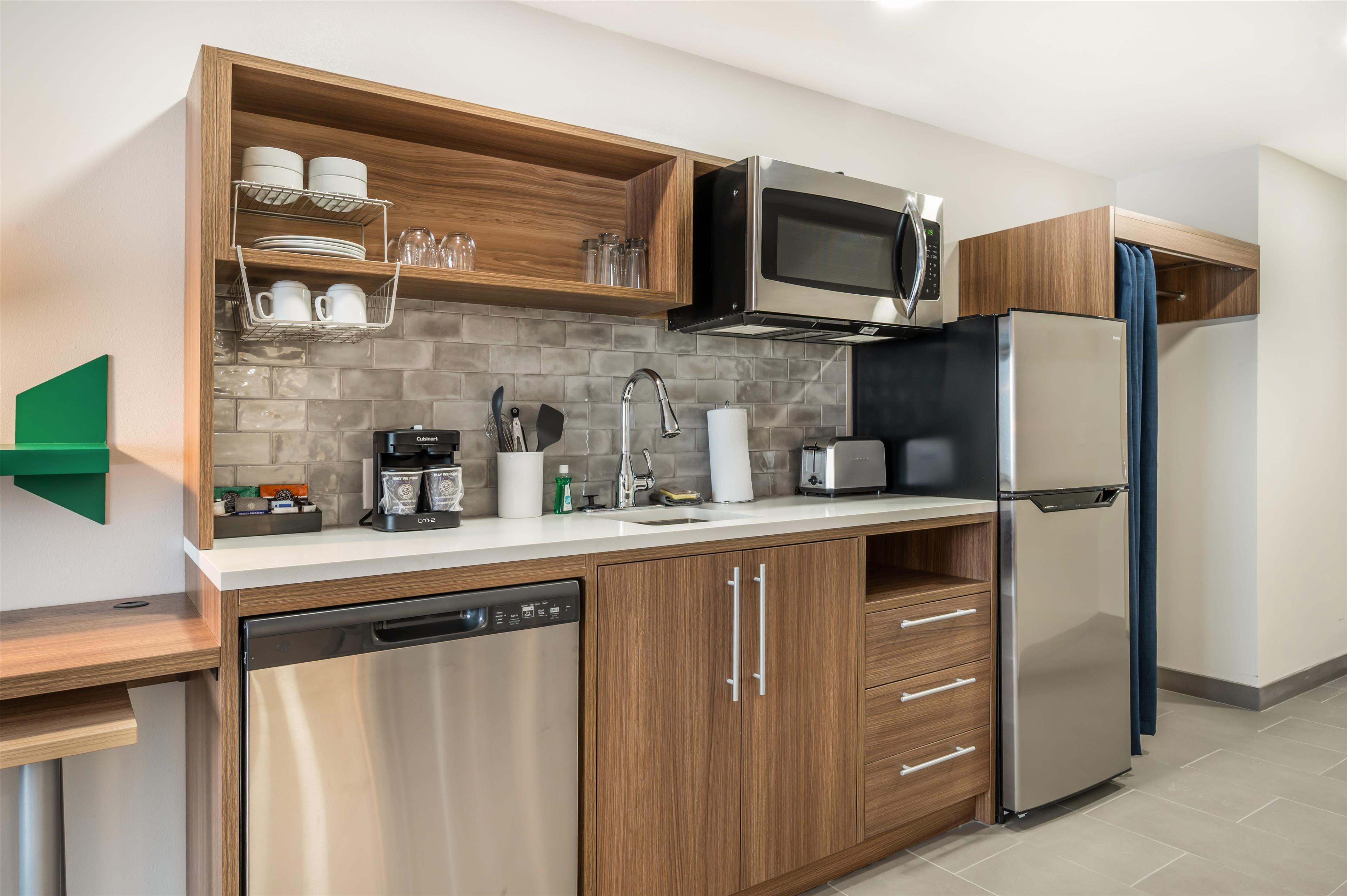 Home2 Suites by Hilton Harrisonburg University - photo 16