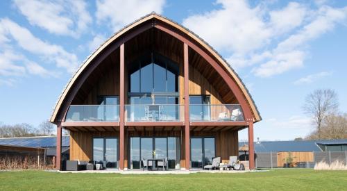 Wellness aan de Vecht 1e verdieping by Droomvilla — 4-Star Luxury Hotel in Dalfsen, Netherlands