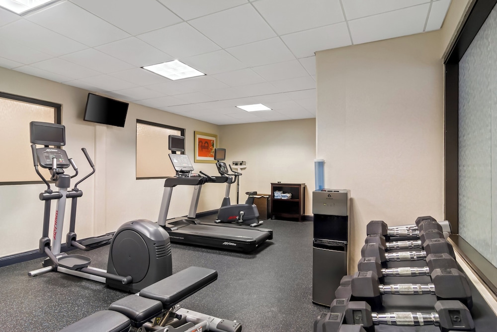 Holiday Inn Express & Suites Jacksonville SE Med Ctr Area by IHG - photo 38