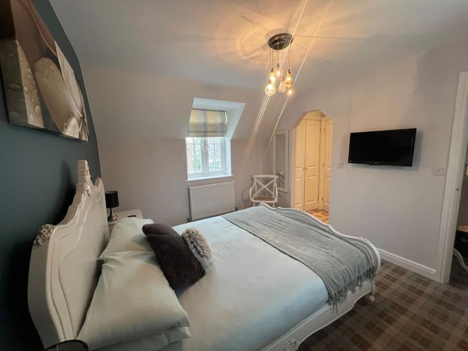 The Rockpools 2 cottages at The Bay holiday village Filey dog friendly sleep 12