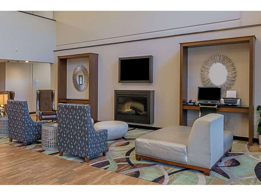 Baymont By Wyndham Bellevue - photo 2