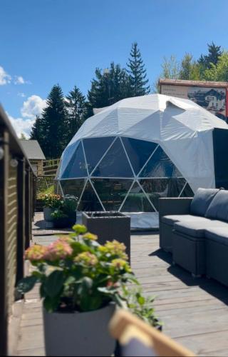 Całoroczny Apartament Jacuzzi Zieleniec Goat Glamp in Duszniki-Zdroj, Poland
