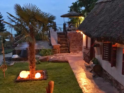 200 Éves Vendégház - last minute hotel in Balatonalmadi