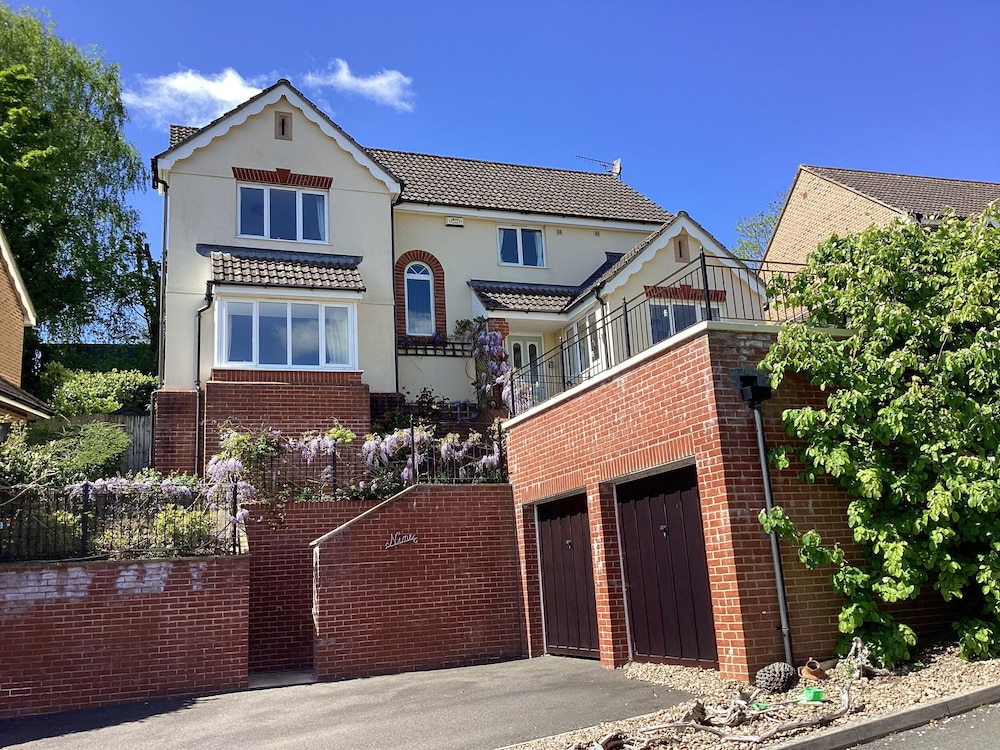 Jurassic Sea View in Lyme Regis, United Kingdom