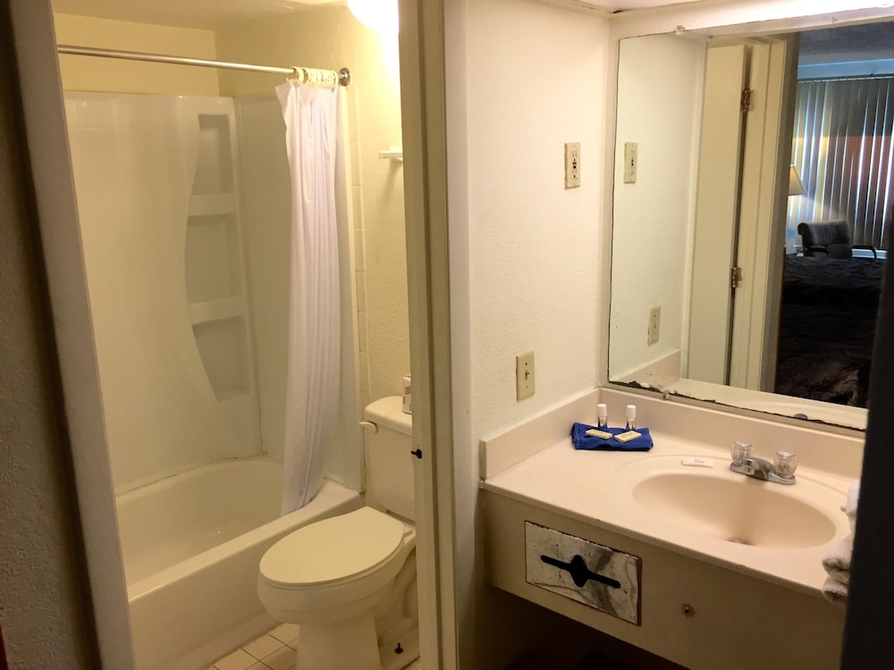 Jasmine Garden Inn - photo 44