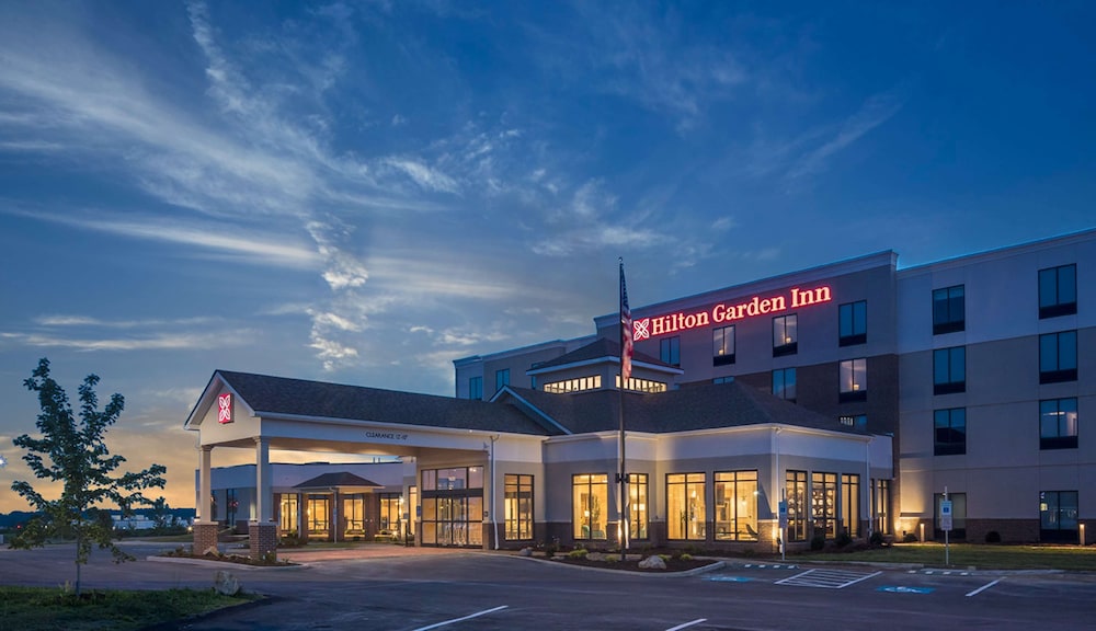 Hilton Garden Inn Pittsburgh Airport - photo 35