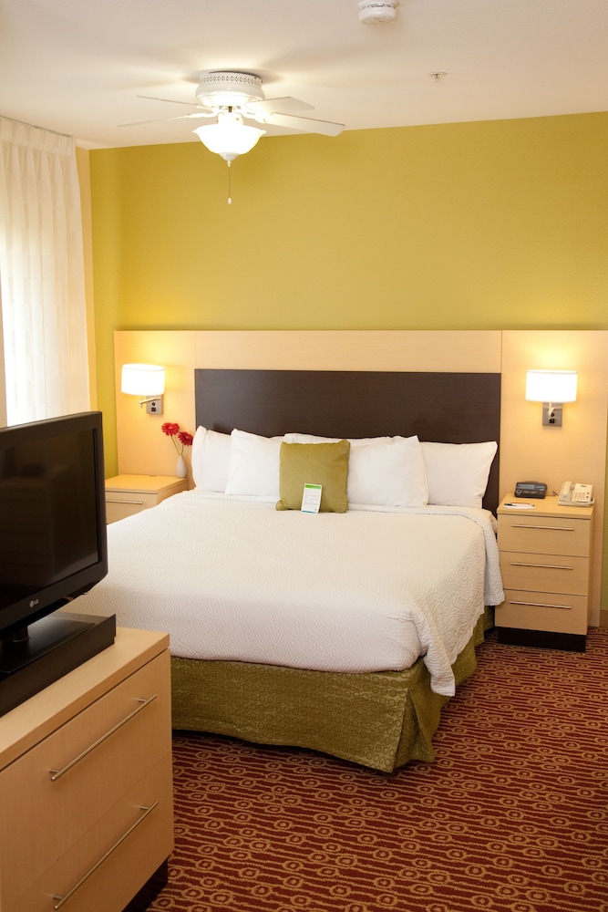 TownePlace Suites by Marriott Lake Jackson Clute - photo 3