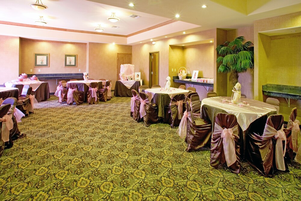 Holiday Inn Express & Suites Rio Grand by IHG - photo 38