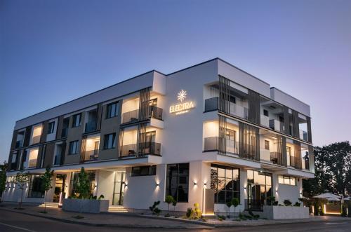Electra Aparthotel — hotel in Radauti