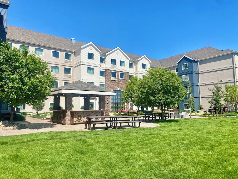 Staybridge Suites Great Falls by IHG - photo 78