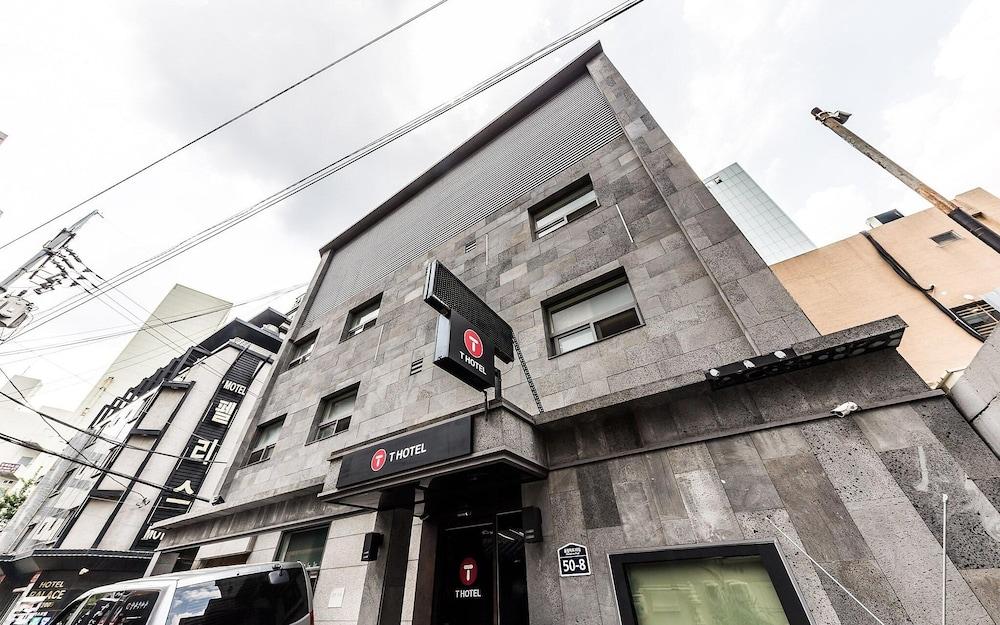 Cheonho T — Seoul — photo 2