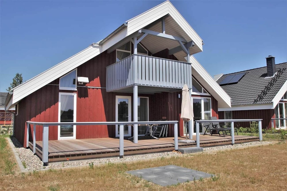 Skandinavisches Ferienhaus in Mirow — 4-Star Luxury Hotel in Mirow, Germany