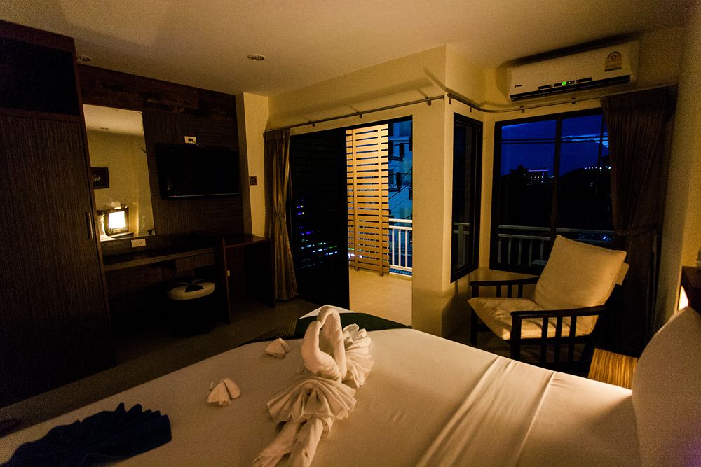 Abbey Road Hotel - last minute hotel in Patong