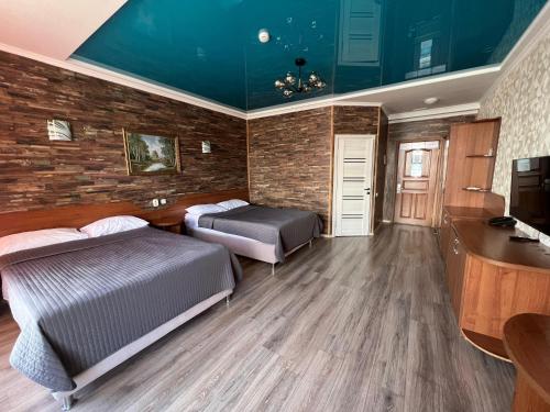 Three Dolphins Hotel — Aktau — photo 5